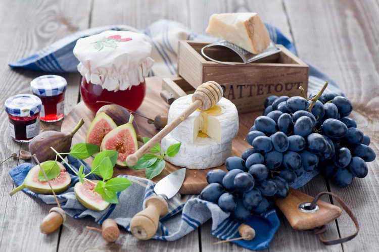 производитель шампанского в лесу