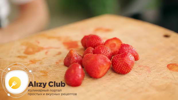 Как приготовить коктейль Маргарита из клубники и мяты